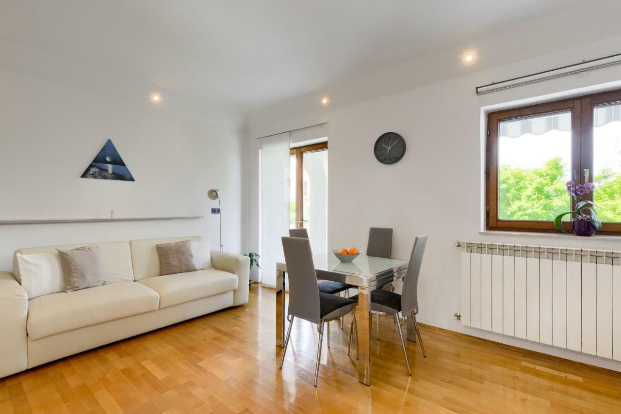 Apartmani Bosa Zadar Ngoại thất bức ảnh